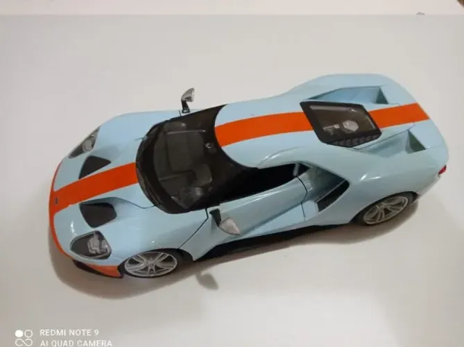 FordGT40 - escala 1/18 