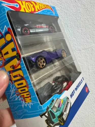 Hot Wheels 3