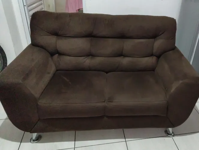 Vendo sofá 2 lugares