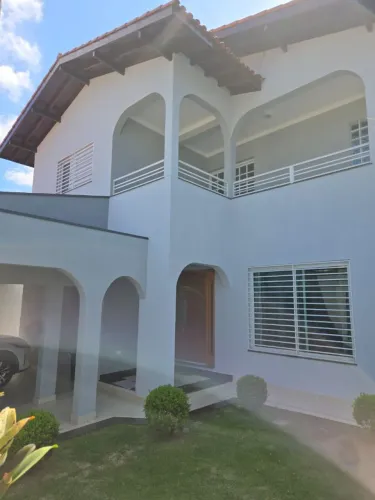 Casa bela, em Suzano
