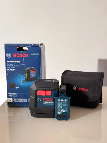 Nível a laser verde Bosch GLL 12-22 G + Tripé Stanley