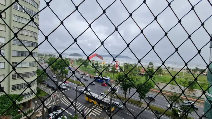 Apartamento em Avenida Manoel da Nóbrega - Itararé - São Vicente/SP