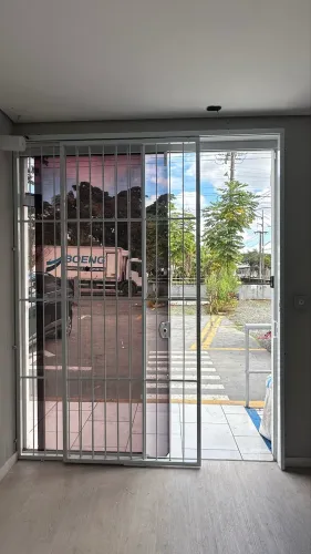 GRADE COM PORTÃO