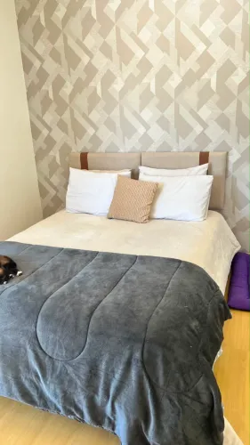 Cama queen + Cabeceira