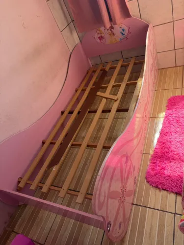 Cama infantil princesas 