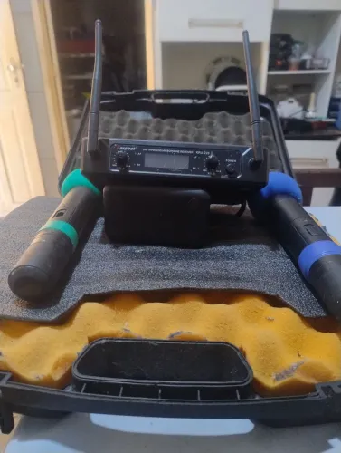 Microfone duplo sem fio