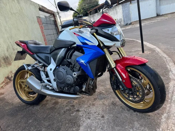 CB 1000R