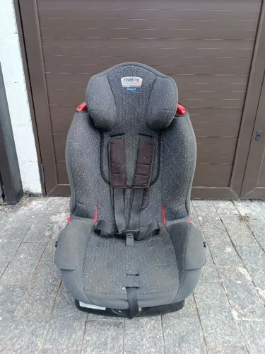Cadeirinha Burigotto Matrix Evolution (0 a 25kg) - Segurança e Conforto
