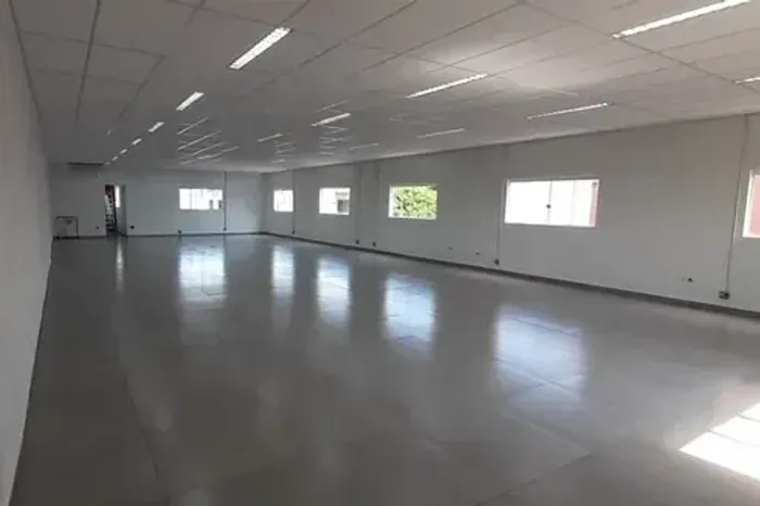 Espaço Comercial Novo com 105 metros em Caieiras, SP