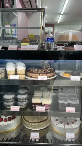 Vendo Vitrine refrigerada Polo Frio com luzes de Led 94cm x 113cm RETIRADA IMEDIATA Centro