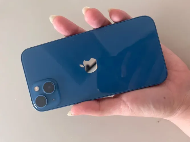 iPhone 13 / Azul - 128GB | SEMINOVO, IMPECÁVEL!