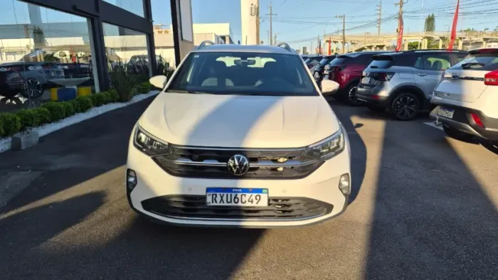 Volkswagen Nivus Highline 1.0 200 TSI Flex AUT 2023