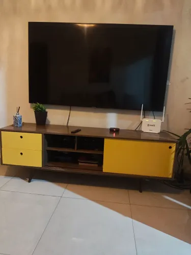 Vendo rack para sala!