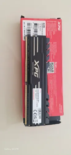 Memória RAM Adata XPG Gammix D10 (1x16GB) DDR4 3200 MHz