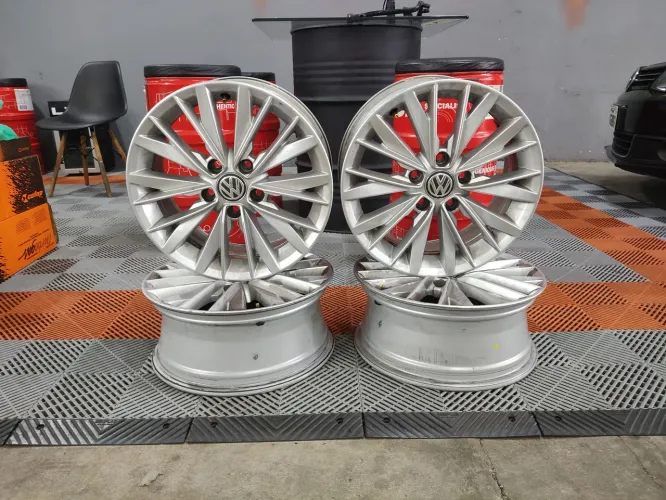 Roda Jetta 2018 aro 17