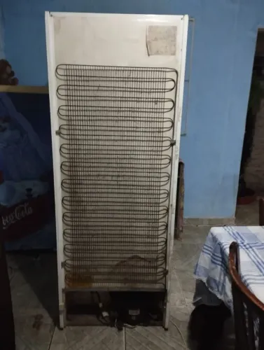 Vendo geladeira Brastemp em ótimo estado e em ótimo funcionamento Brastemp 2 porta