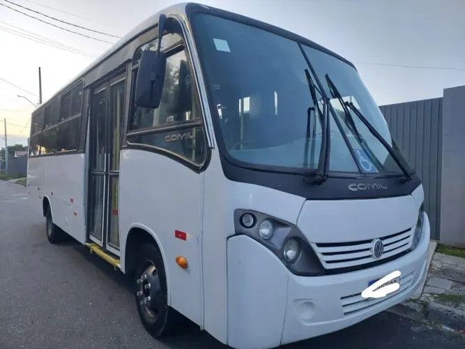 Micro onibus com elevador,