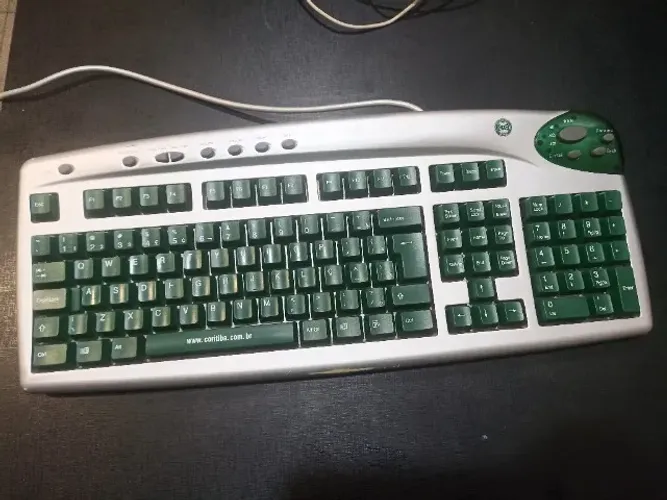 Teclado PC PS2 temático Coritiba CFC futebol Paraná original da época (funcionando) 
