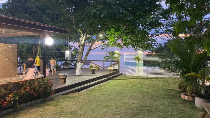 Casa do Pindobal na beira da praia(aluguel)