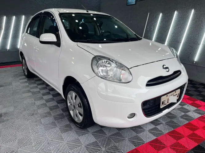 Nissan March S 1.0 16V Flex Fuel 5P 2014