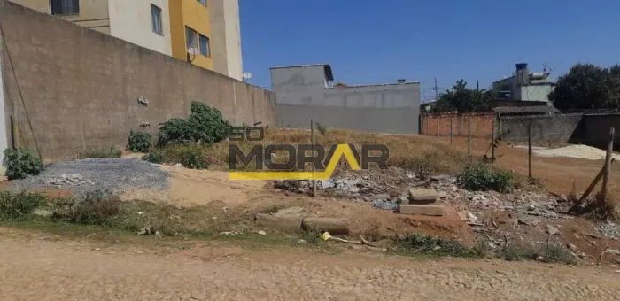Venda de Terreno / Lote na cidade de Matozinhos