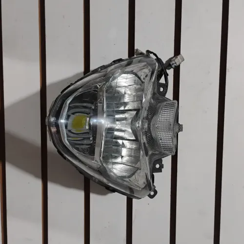 Farol fazer 250