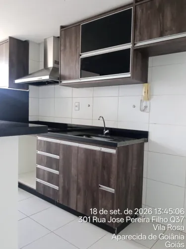 Apartamento de 2 quartos sendo 1 suíte - Armários - Vila Rosa