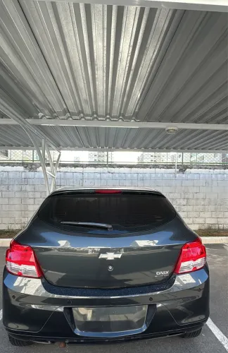Chevrolet Onix Hatch LS 1.0 8V Flex Power Mec. 4P 2016