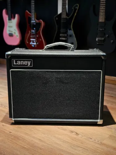 Laney vc30 210
