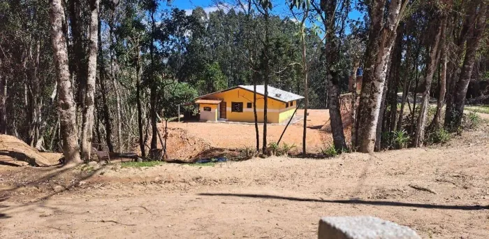Chácara com 6500m² em Agudos do Sul - Estuda Permuta - R$495 mil