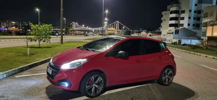 Peugeot 208 GT 1.6 THP Flex 16V 5P Mec. 2017