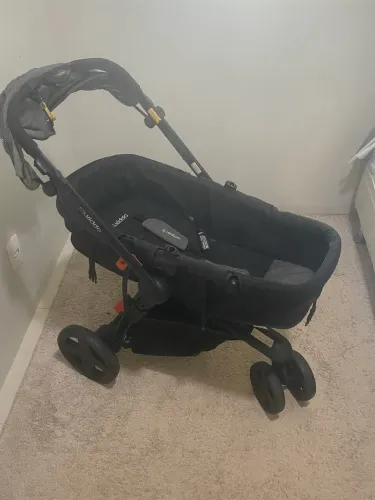 Carrinho de bebê 3 em 1