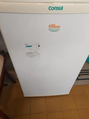 Mini freezer e Geladeira Consul