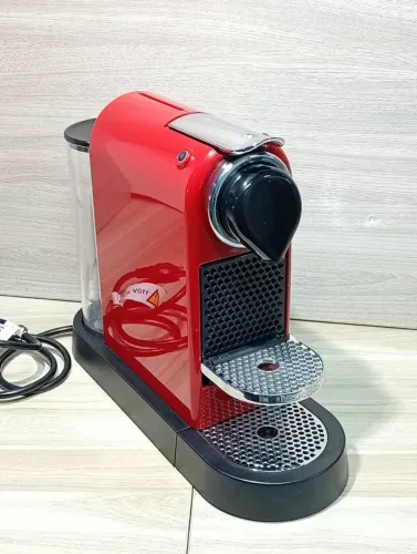 Cafeteira Nespresso CitiZ Vermelho