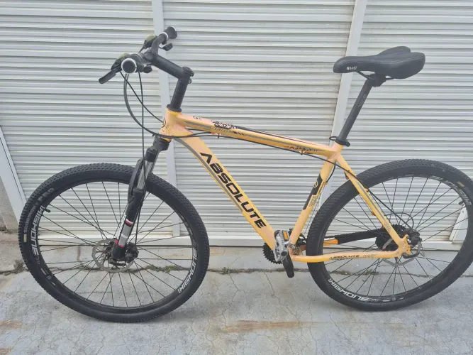 BICICLETA ARO 29 EM PERFEITAS CONDIÇÕES 
