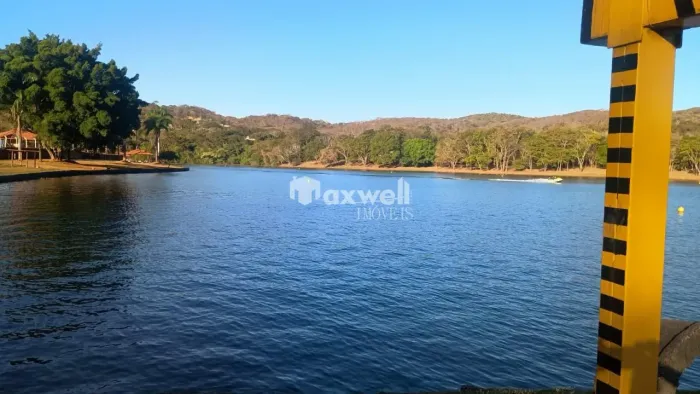 Terreno 1.437 m² à venda no condomínio Águas da Serra em Hidrolândia, GO