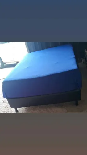 Cama casal com colchão