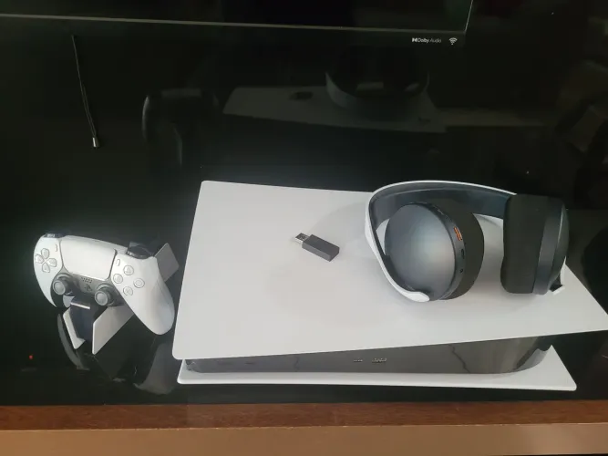 Ps5 FAT com acessórios 