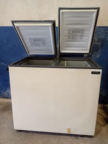 Freezer em bom estado
