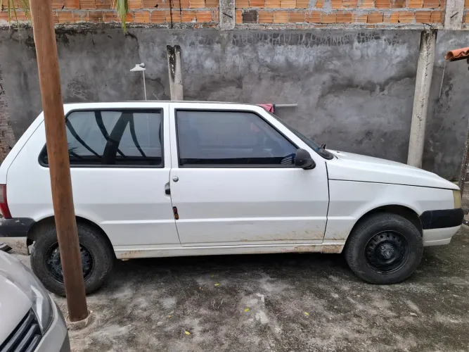 Fiat Uno Mille 1.0 Fire/ F.flex/ Economy 2P 2013