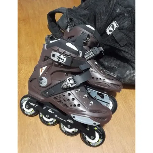 Vendo um patins profissional 
