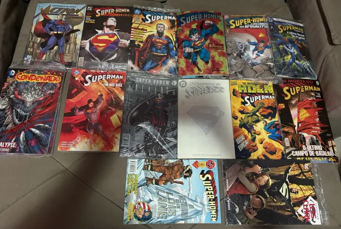 Coleção de hqs especiais Superman Dc comics 23 volumes
