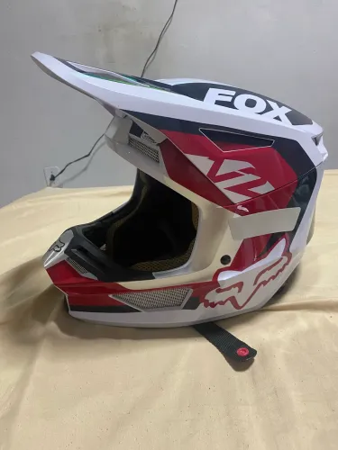 Capacete Fox V2 