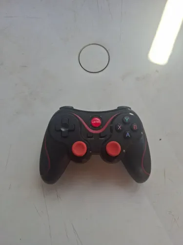 Comando / Gamepad Sem Fios Lukton Bluetooth - Para Telemóvel, PC e TV Box