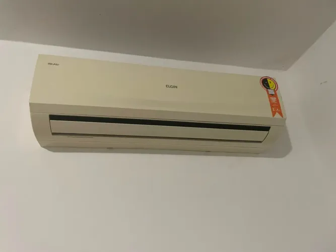 Vendo ar-condicionado sprint 12 mil btus Elgin