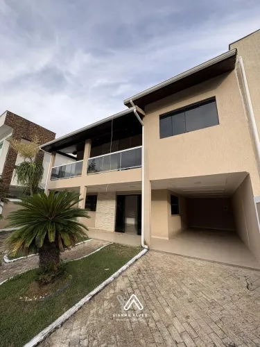 Casa com 4 dormitórios à venda e locação, 353,13m² por R$1.100.000 / R$6.000- Co