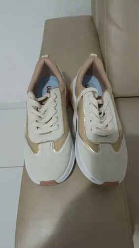 Tênis feminino semi novo usar flex