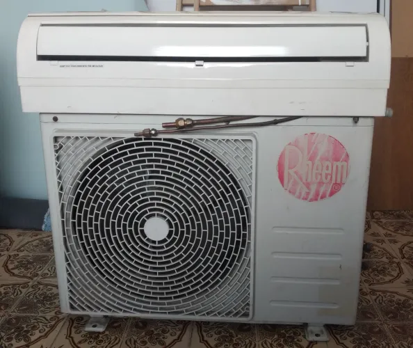 Ar Condicionado Rheem 9.000 BTUs 220V - Classe A - Completo