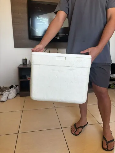 Isopor para viagem 