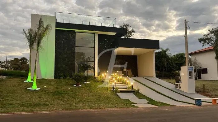 Casa à venda, 170 m² por R$ 1.890.000,00 - Riviera de Santa Cristina XIII - Paranapanema/S